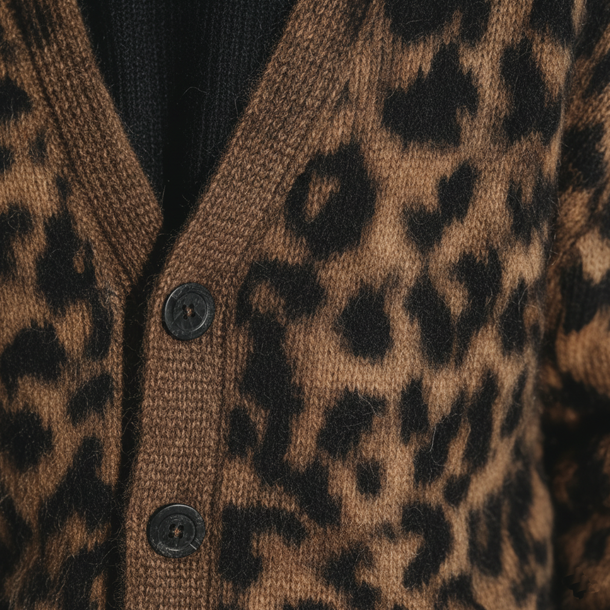 Men's Classic Casual Leopard Print Loose Knit Cardigan MTA1600J4K