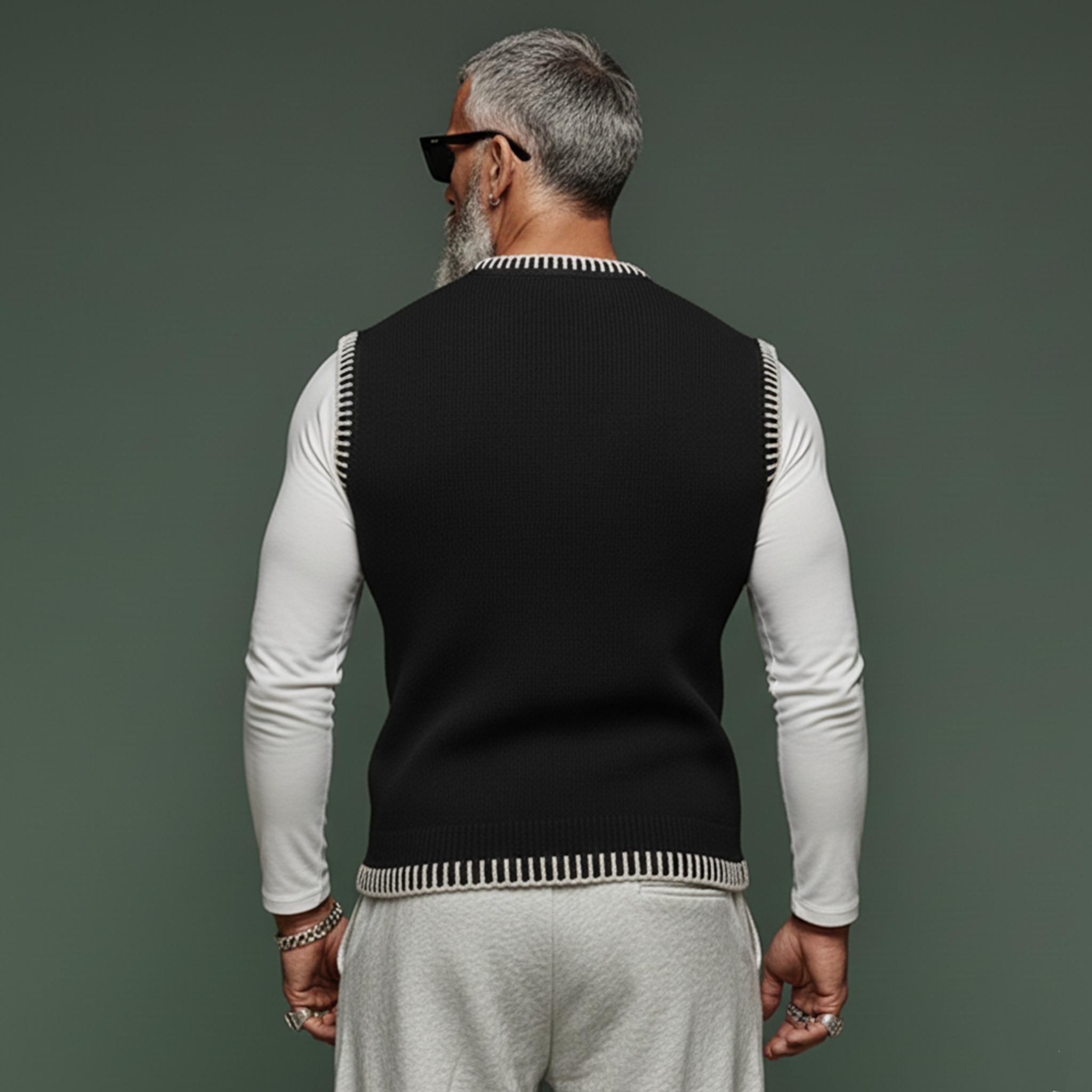 Men's Fashionable And Unique Crew Neck Slim Fit Knit Tank Top MTA2963J2K