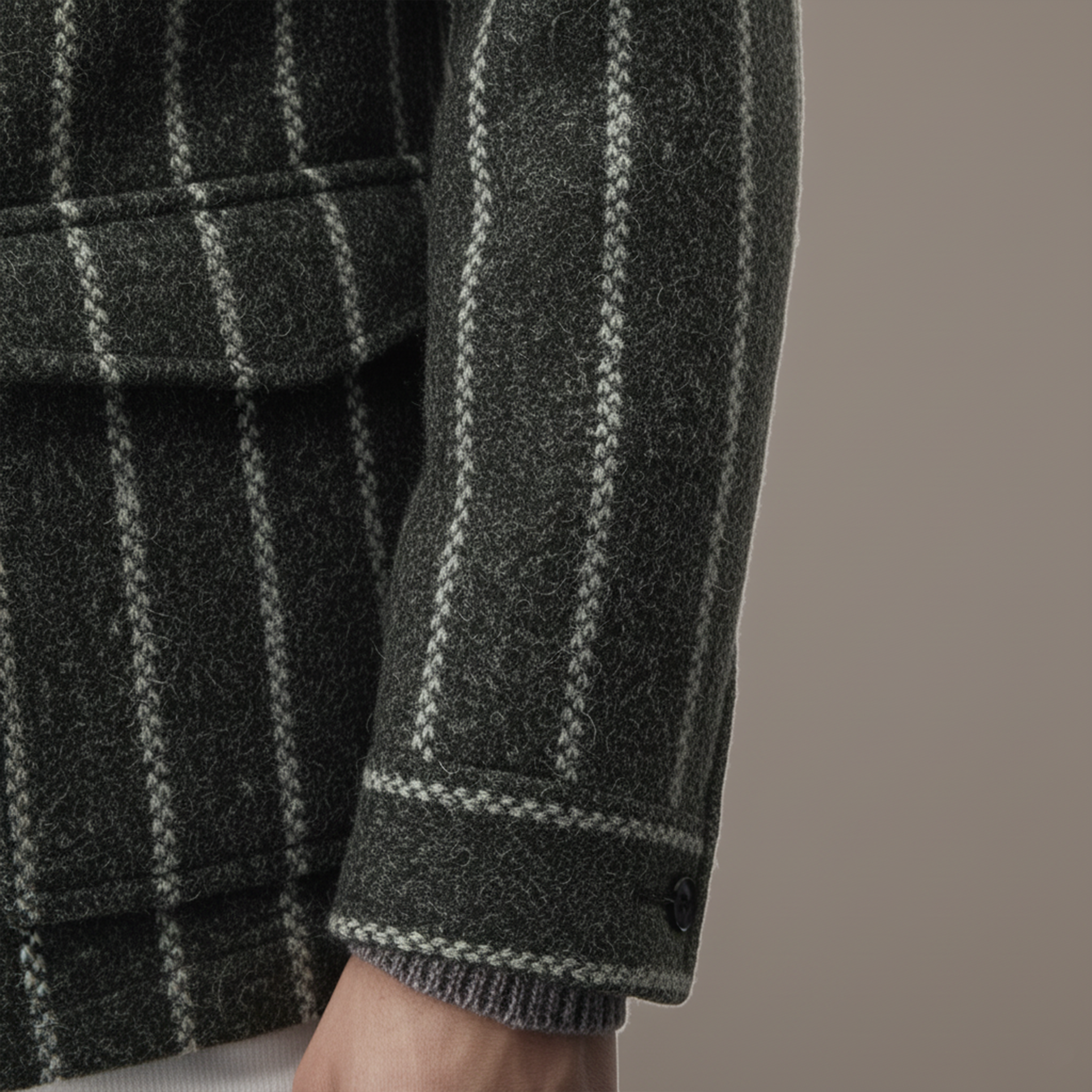 Men's Classic Retro Vertical Striped Faux Woolen Multi-pocket Jacket MTA2491I0K