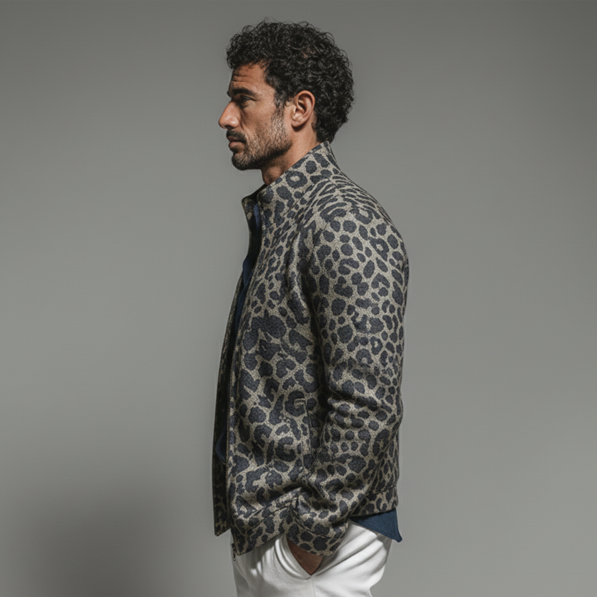 Men's Classic Retro Denim Jacquard Leopard Print Stand Collar Jacket MTA0193L6K