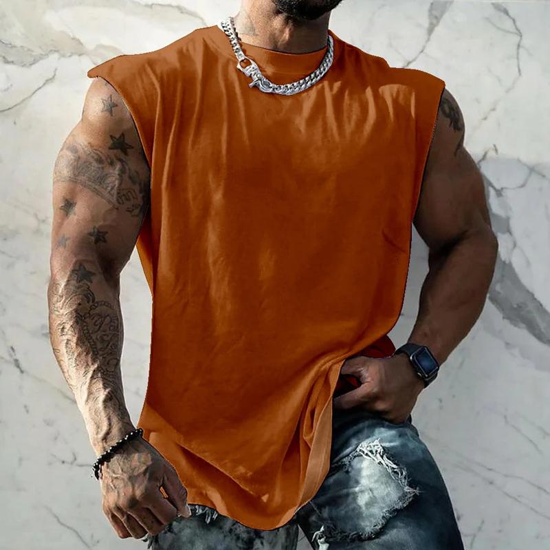 Camiseta deportiva sin mangas con cuello redondo y hombros anchos de color liso para hombre 44699991X