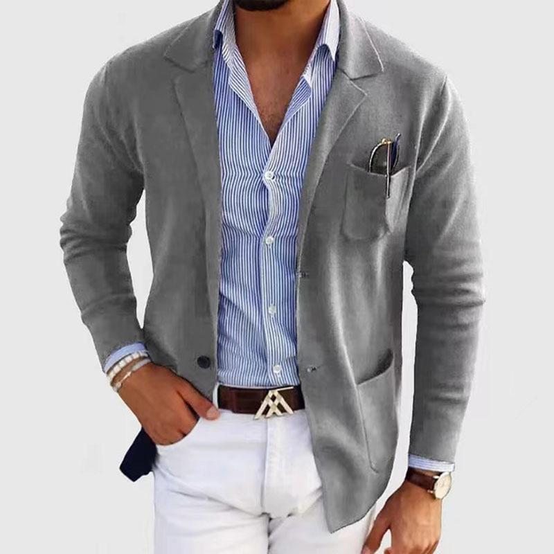 【Envío en 24 horas】Blazer de punto ajustado con solapa con muesca y botonadura sencilla para hombre 24243077M