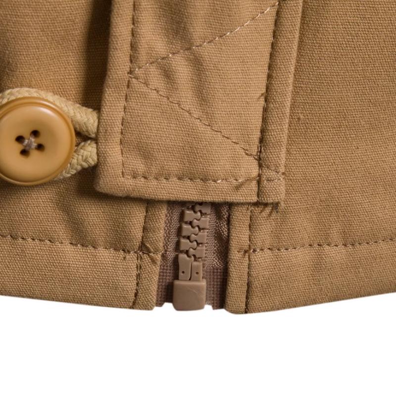 Chaqueta cargo informal de algodón lavado con capucha y corte ajustado para hombre 77422336M