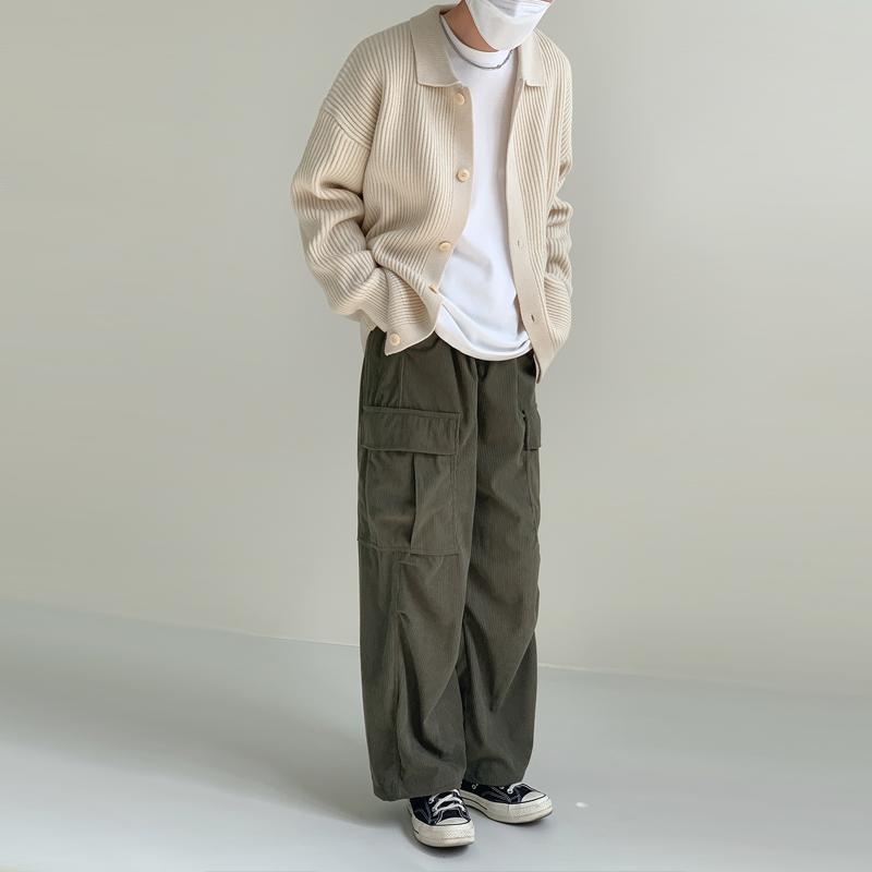 Cárdigan de punto de botonadura sencilla con solapas sueltas de color liso para hombre 54927594Z