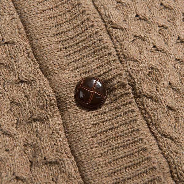 Einreihige Weste aus gedrehtem Strick mit V-Ausschnitt für Herren 41270854M