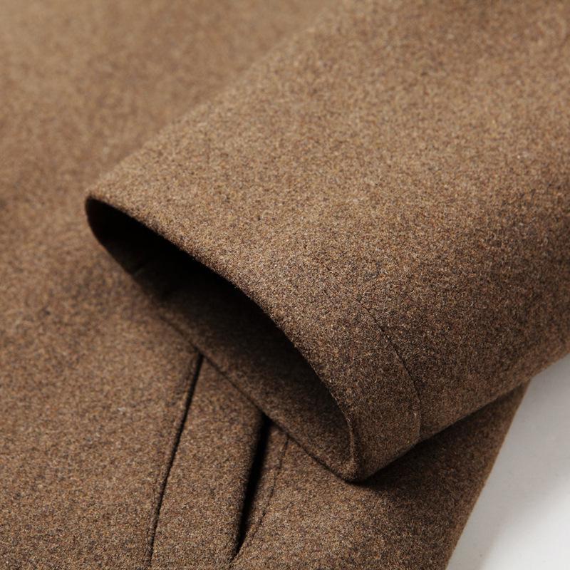 Gepolsterte Herrenjacke mit Stehkragen und Reißverschluss 92653800X