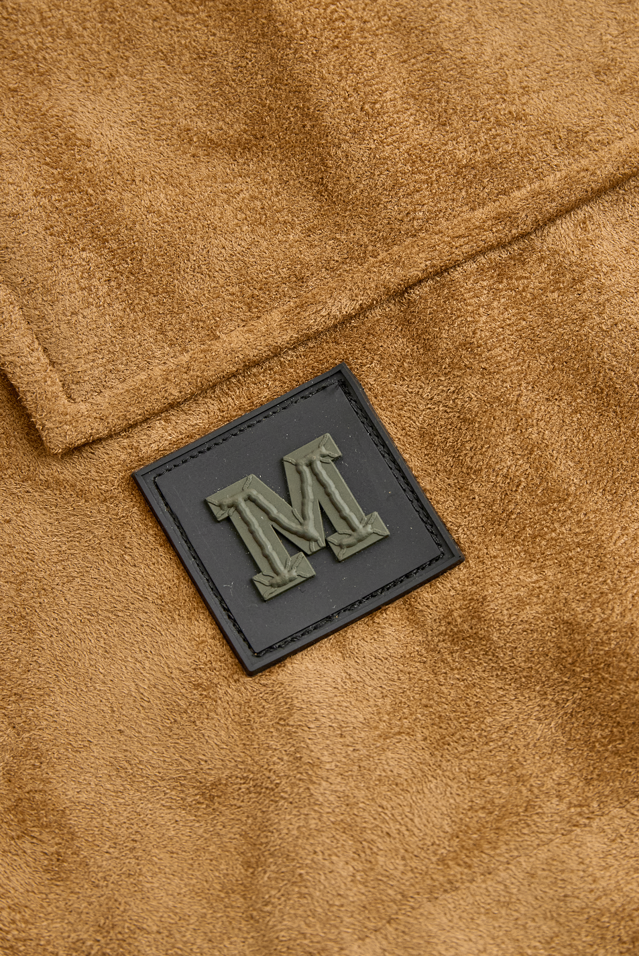 Cappotto da uomo vintage in pelle scamosciata con collo in pile patchwork multi-tasche e cerniera 99704034M