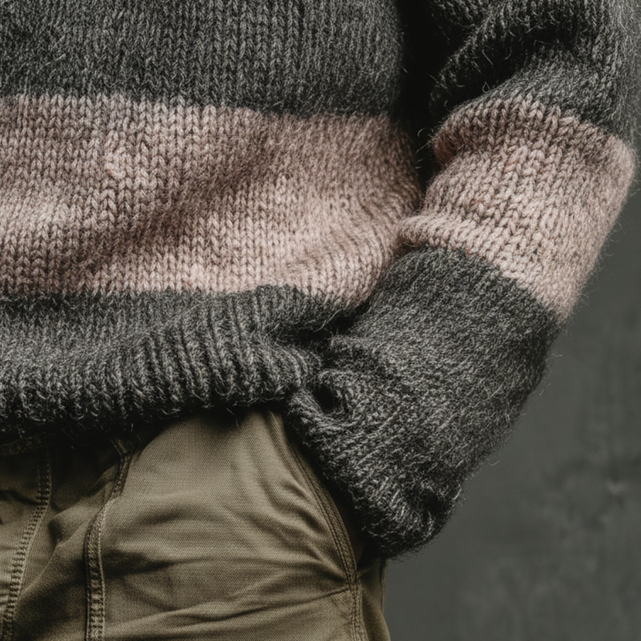 Men's Classic Casual Pink And Grey Horizontal Striped Hooded Loose-Fit Sweater MTA2800I9K
