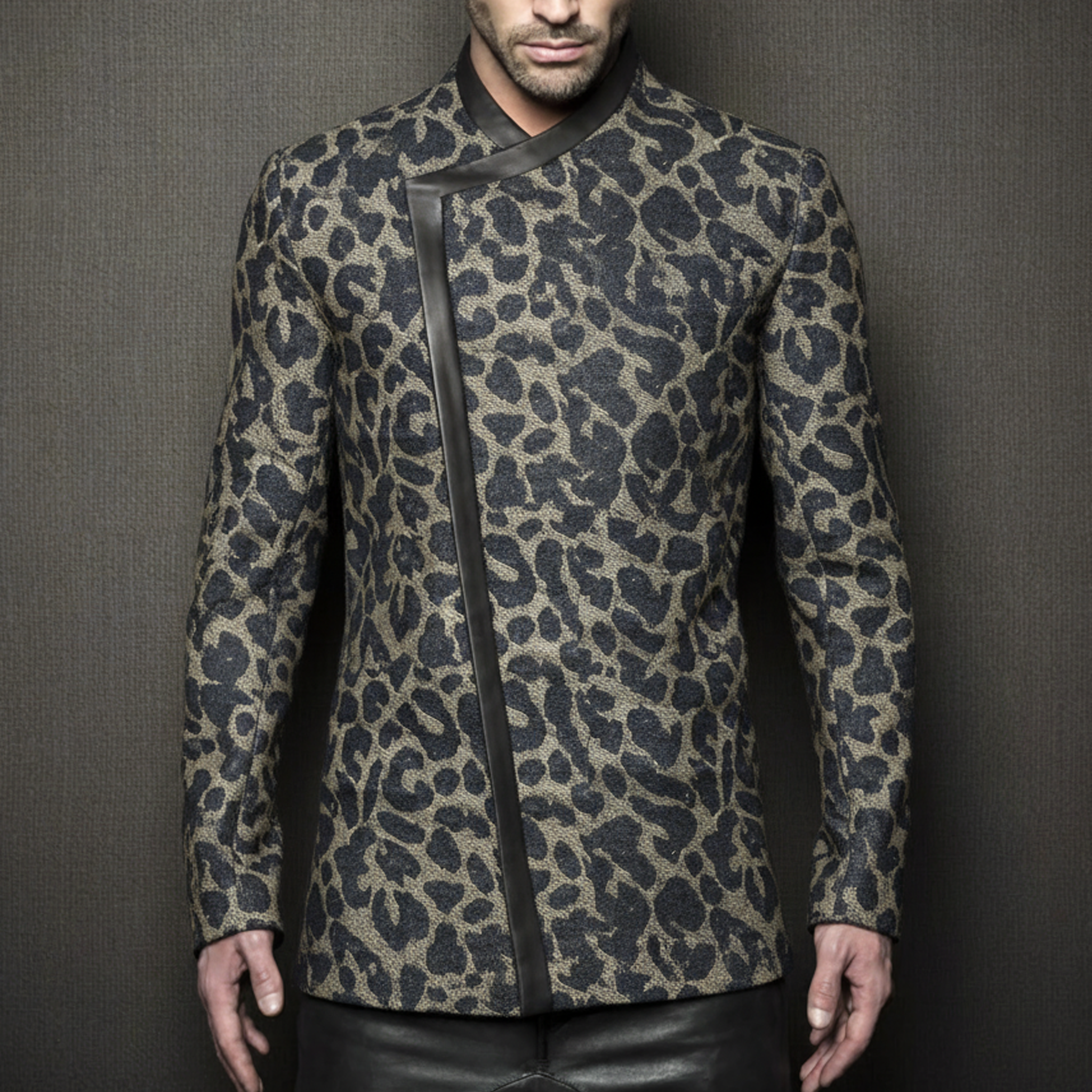Men's Classic Vintage Denim Jacquard Leopard Print Jacket MTA2247L4K