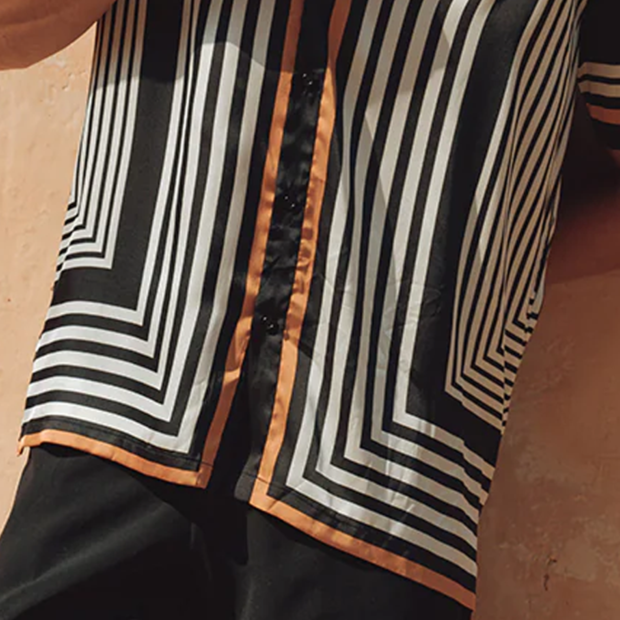 Men's Retro Casual Contrast Stripe Printed Satin Short Sleeve Shirt MTA2177G6K