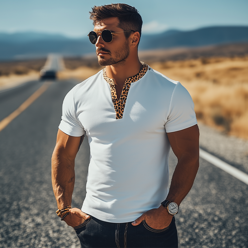 Herre vår- og sommermote retro western cowboy-stil slim fit henley-krage leopardtrykk bomullsblandet t-skjorte med korte ermer MTA0819E3K