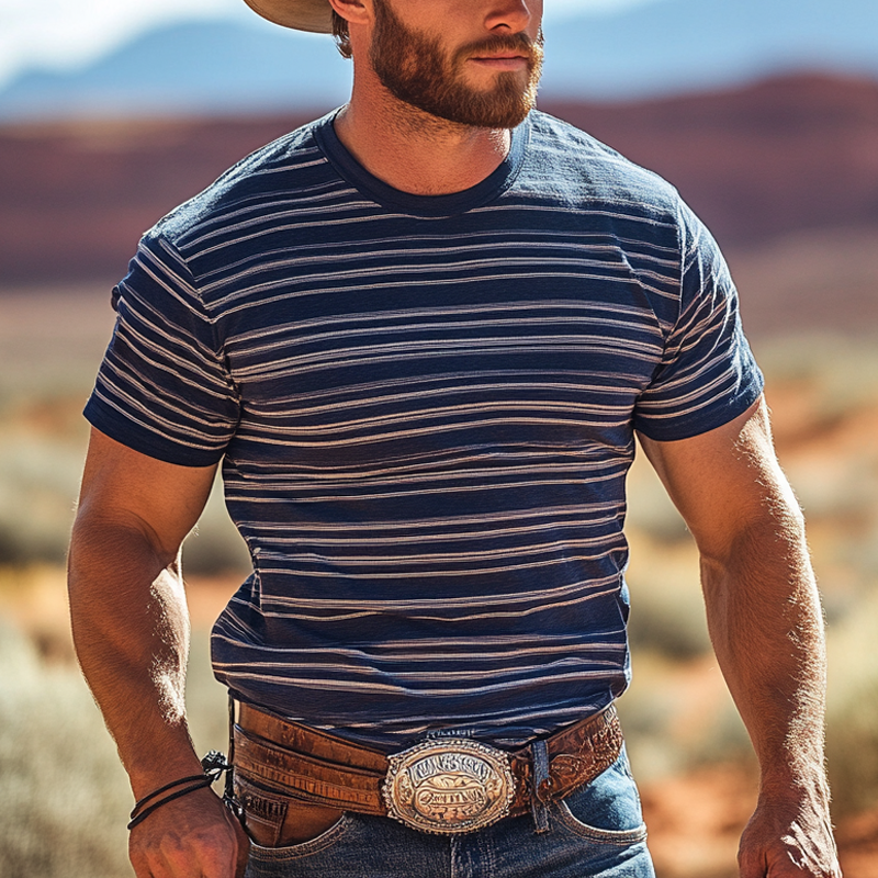 Herre t-skjorte med rund hals og korte ermer, stripete i western-cowboystil MTA2037E7Z