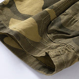 Men's Retro Camouflage Cotton Multi-Pocket Elastic Waist Cargo Shorts 06395407M