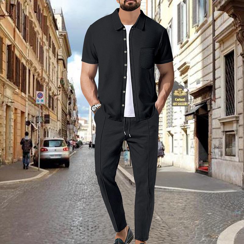 Completo da uomo con camicia e pantaloni a maniche corte in tinta unita a nido d'ape 59383797X