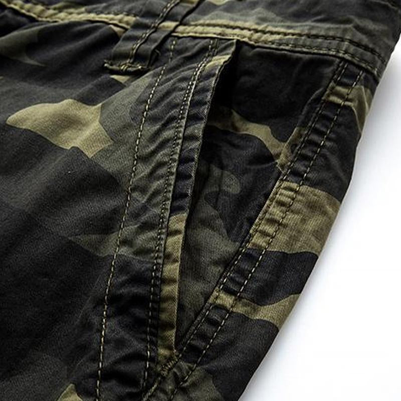 Men's Casual Outdoor Camouflage Loose Multi-pocket Cargo Shorts 00450760M