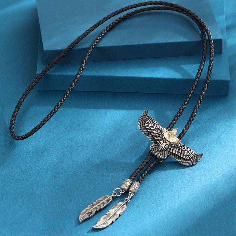 Collier vintage décontracté avec aigle occidental 16705525TO