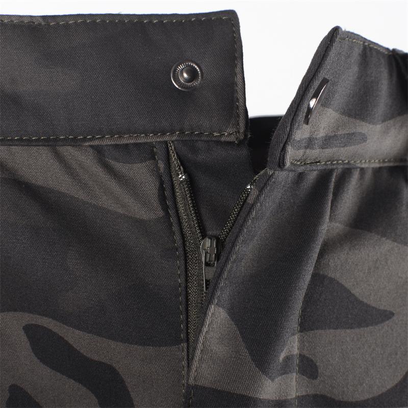 Men's Outdoor Camo Print Wear-Resistant Cargo Pants 65205279X