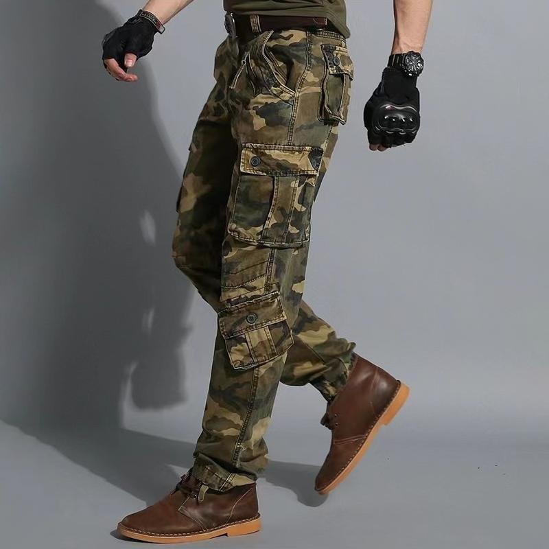 Pantalones cargo rectos con cremallera y múltiples bolsillos de algodón camuflado para hombre 40263270Z