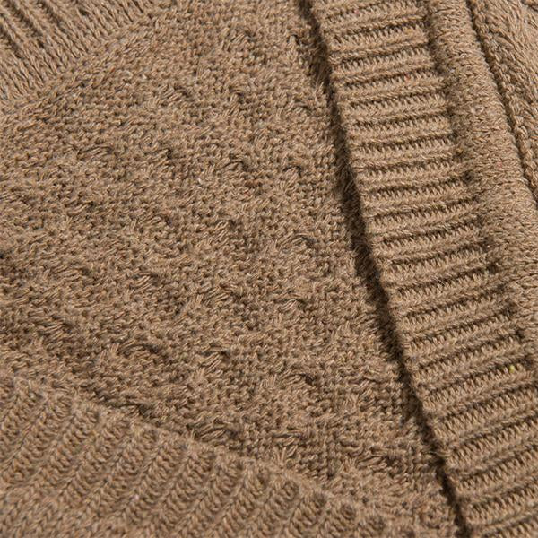 Einreihige Weste aus gedrehtem Strick mit V-Ausschnitt für Herren 41270854M